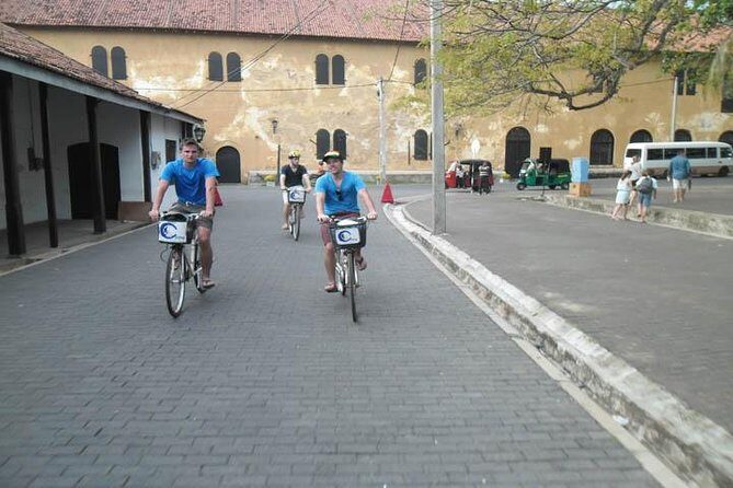 Galle Fort and City Cycling Tour - Choice of E-Bike or Manual - Who Should Consider This Tour?