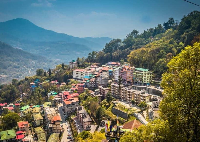 Gangtok: Guided Walking Tour with Ridge Park & Monastery - An In-Depth Look at the Experience