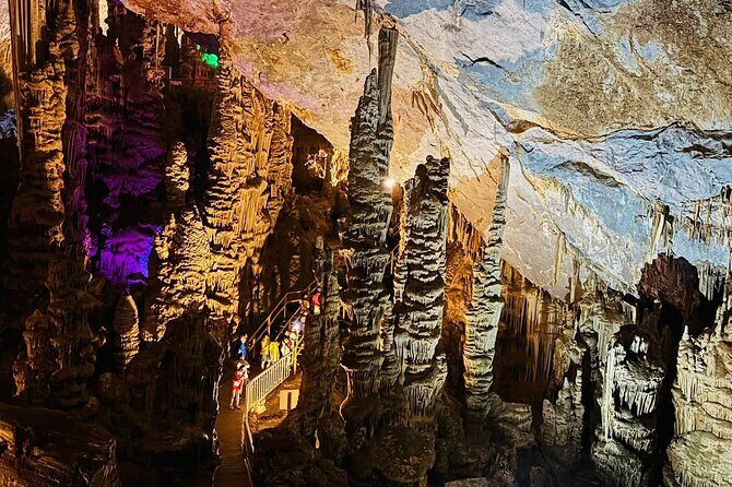 Garcia Grottoes and Cable Car and Town - What Travelers Can Expect