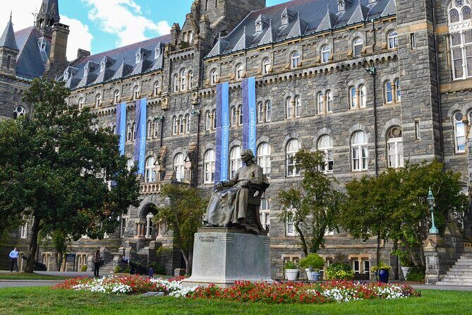 Georgetown's Famous Ghosts Smartphone Guided Haunted Walking Tour - What Makes This Tour Stand Out?