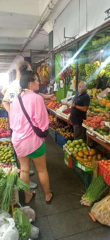 German speaking guide with Tuk around Colombo city tour - The Itinerary Breakdown