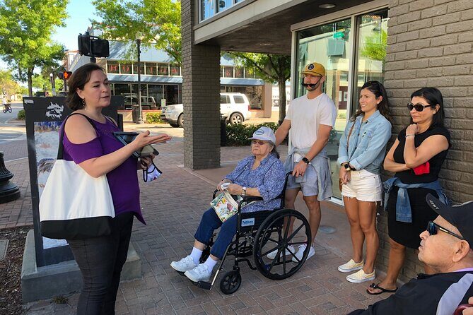 Ghost Tour and Pub Crawl - The Starting Point and Overall Setting