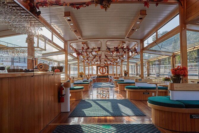 Grand Palisades Fall Foliage Cruise in New York - Who Will Love This Tour?