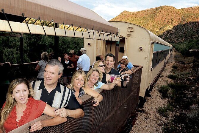 Grape Train Escape: Wine Tasting and Verde Canyon Railroad Adventure - The Scenic Landscape and Photographic Opportunities