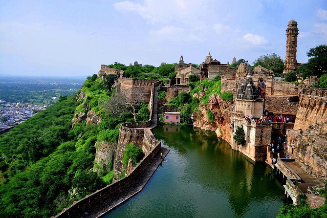 Guided Chittorgarh Fort Tour From Jaipur With Drop At Udaipur - Authentic Feedback from Travelers