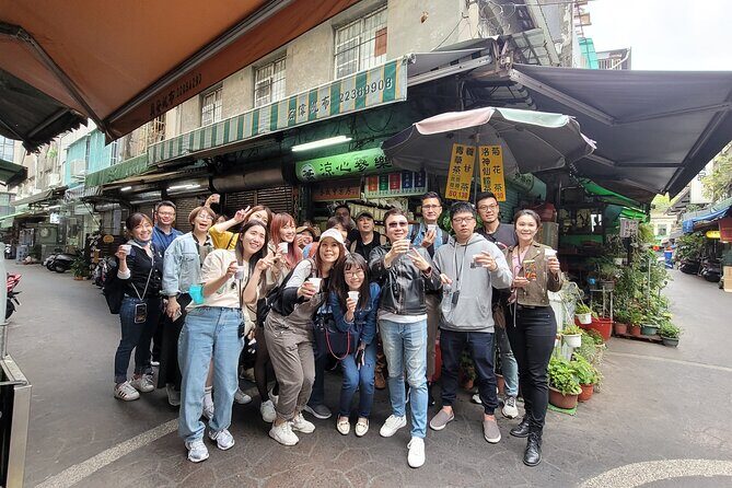 Guided Historical Tour in Taichung with Suncake DIY Experience - Who Should Consider This Tour?
