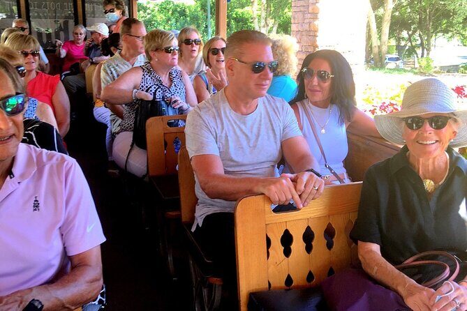 Guided Tour of Naples on a Vintage Trolley (Hop on - Hop off) - An In-Depth Look at the Naples Vintage Trolley Tour