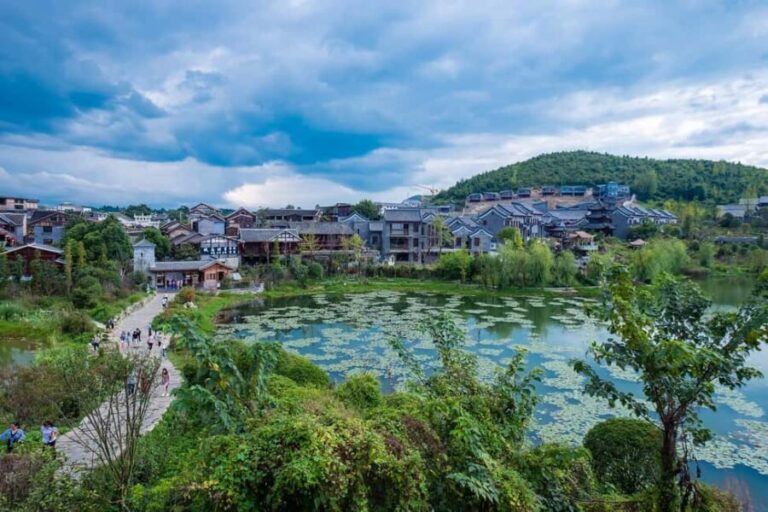 Guiyang: Tianhetan & Qingyan Ancient Town Private Tour - Exploring the Landscape of Tianhetan