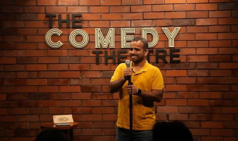 Gurgaon: The Comedy Theatre English Stand-Up Comedy Show - Key Points