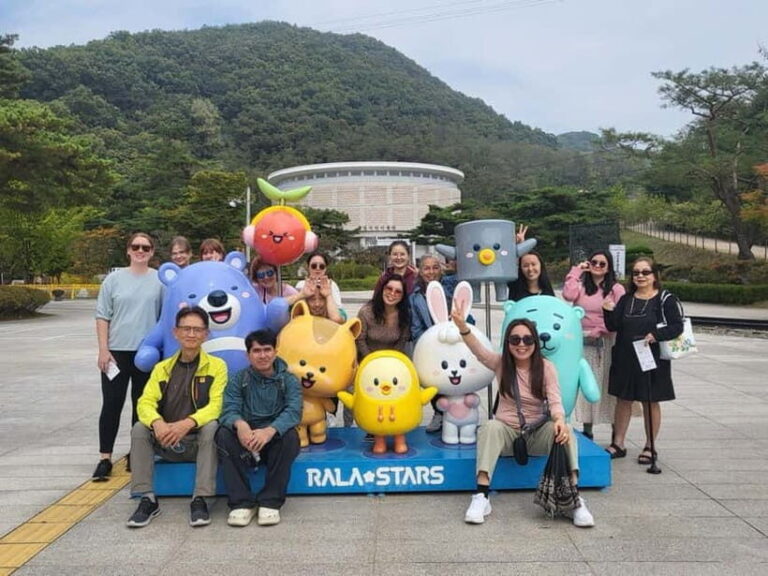 Gyeongbuk Day Trip: Omija Ssamjang Making & Mungyeong Trek - Evaluating the Value