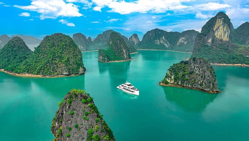 Ha Long Bay Luxury Cruise: Islands, Caves & Local Lunch - The Value of This Tour