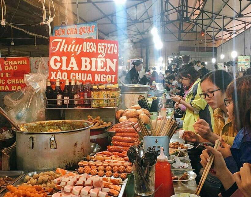 Hai Phong: Train Ride with Market Tour and Local Food - Authenticity and Value