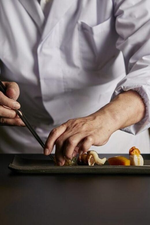 Hakone: Kaiseki Cuisine and Geisha Play in a 260y.o. resto - Why This Experience Is Worth It