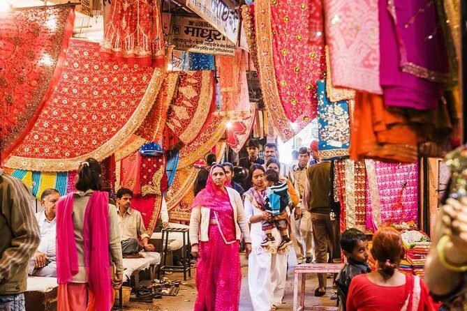 Half Day Delhi Shopping Tour With Shopping Consultant - Who Is This Tour Best Suited For?