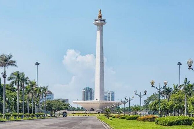 Half Day Jakarta Private Tour in two highlight place - Practical Details and Tips