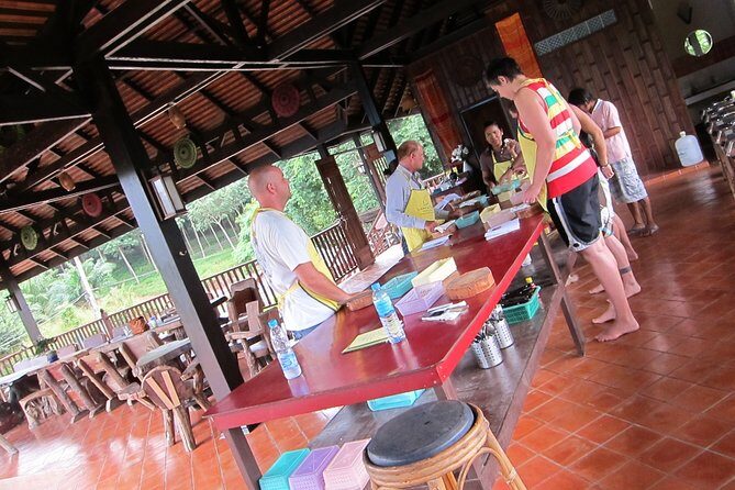 Half Day Lanta Thai Cookery School From Koh Lanta - Who Should Consider This Tour?
