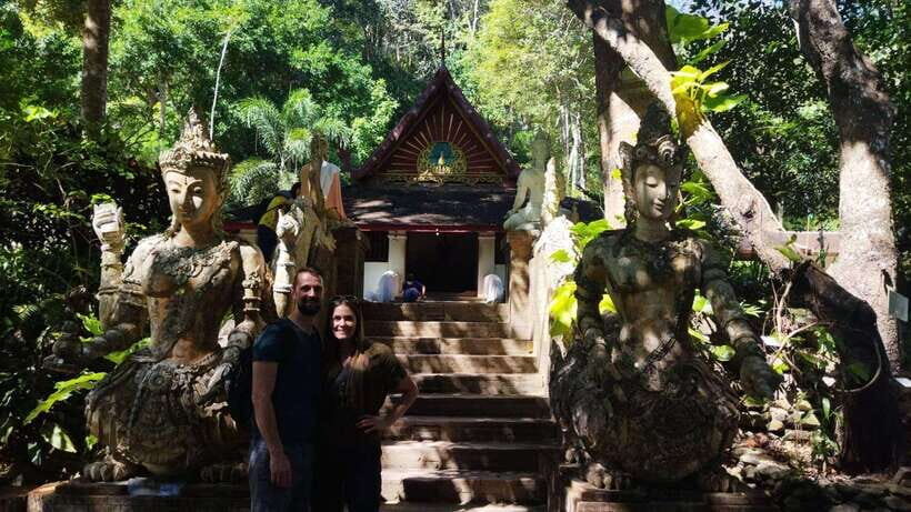 Half Day Morning Wat Pha Lat & Wat Phra That Doi Suthep Tour - Who Will Enjoy This Tour?