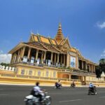 Half-Day Royal Palace, Wat Phnom & Independence Monument Tour - FAQ