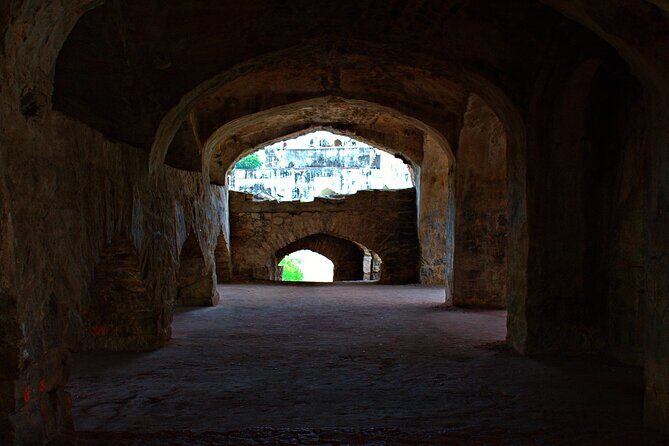 Half Day Tour in Golconda Fort and Qutub Shahi Tombs - FAQ