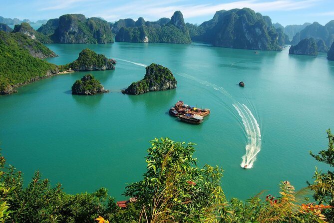 Halong Bay Cruises Luxury 1 Day Tours Included Meals and Pick up & Transfer - Final Thoughts: Who Should Consider This Tour?