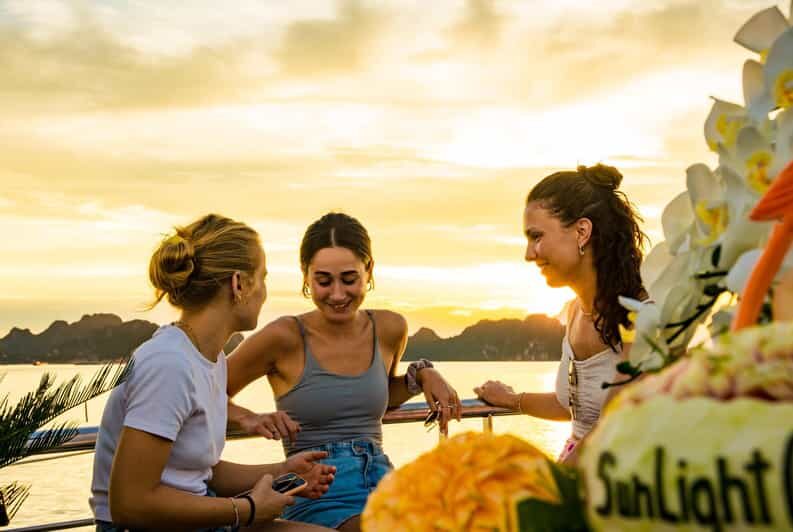 Halong Bay Full Day Tour Deluxe & Small Group, Buffet, Kayak - Detailed Analysis: Why This Tour Works