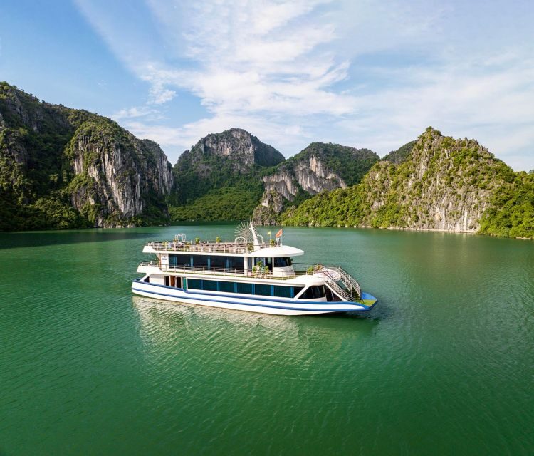 Halong Luxury cruise day trip, buffet lunch & Limousine bus - An In-Depth Look at the Experience