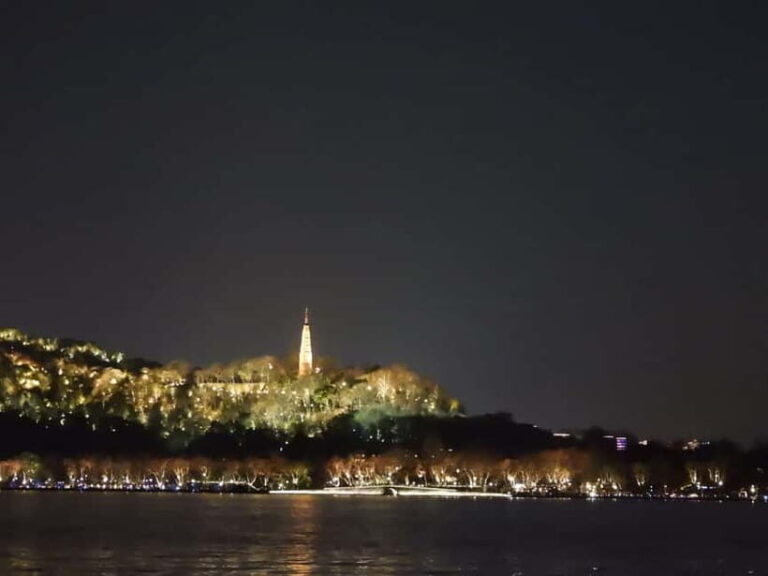 Hangzhou: West Lake Legends Walking Tour - Why This Tour Offers Great Value