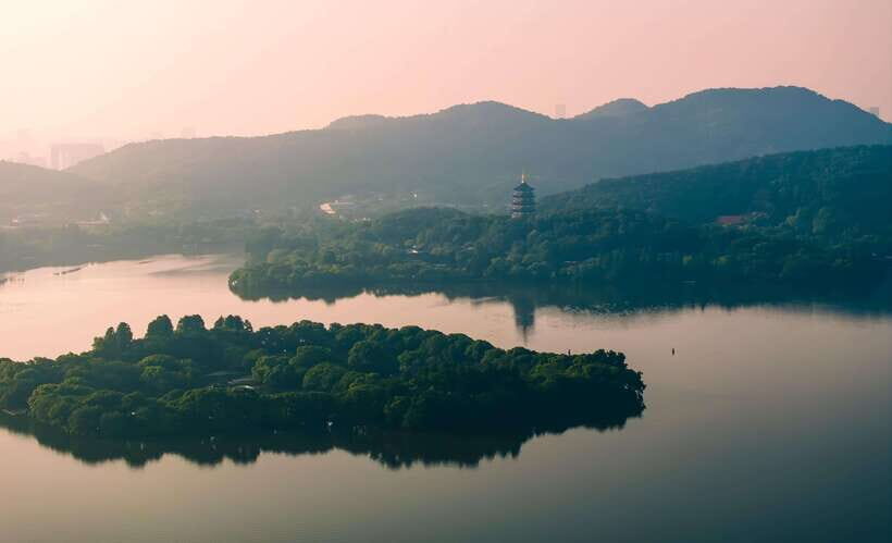 Hangzhou:Luxury West Lake Cruise+Santan Yinyue Island Ticket - In-Depth Look at the Tour Experience