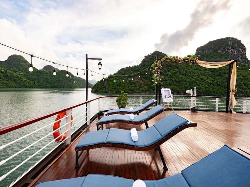 Hanoi: 2-Day Halong & Lan Ha Bay Luxury Cruise with Balcony - Exploring Vietnams Bay: An In-Depth Look