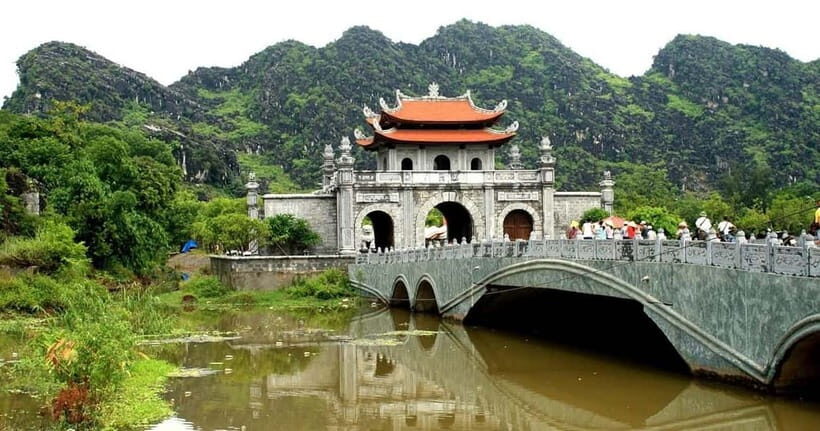 Hanoi: 2-Day Ninh Binh Tour with Homestay & Bus to Phong Nha - Who Is This Tour Best For?