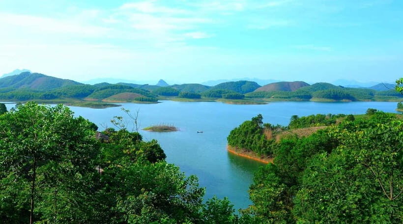Hanoi: 2-Day Tour to Duong Lam Village and Thac Ba Lake - Discovering Northern Vietnam: A Deep Dive into the 2-Day Tour