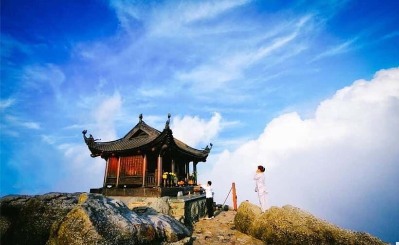 Hanoi: 2-Day Trang An, Bai Dinh & Yen Tu Buddhist Tour - Bai Dinh Pagoda: The Largest Religious Complex in Vietnam