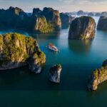 Hanoi: 5-Day Northern Vietnam Tour: Halong Bay Cruise & More - Discovering Hoa Lu and Ninh Binh