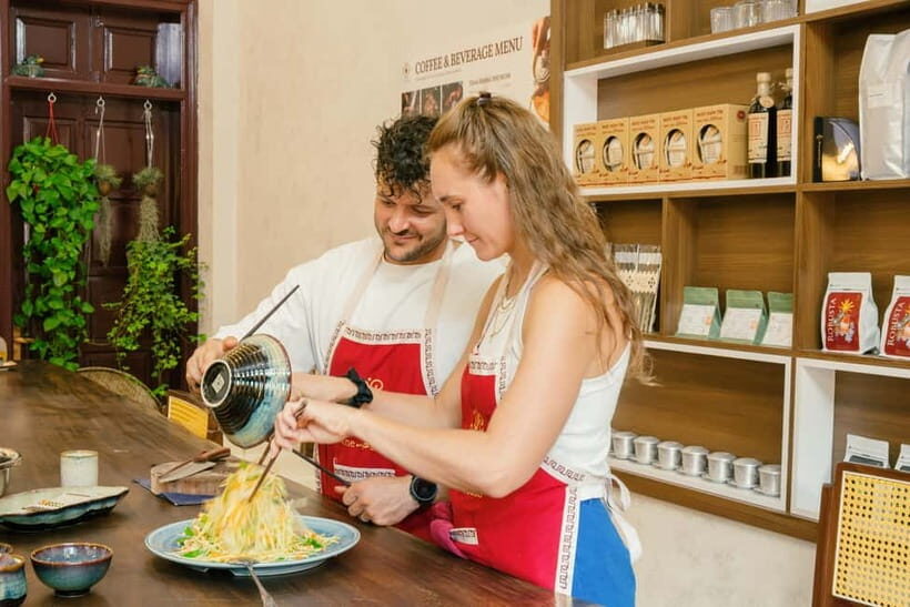 Hanoi Cooking Class: Market Tour, Free Recipe & Beverages - Authenticity and Review Highlights