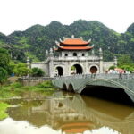 Hanoi: Deluxe Tour Discover Hoa Lu, Trang An Grottoes, Mua Caves - Authentic Experiences and Insights