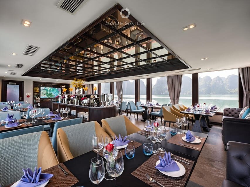 Hanoi : Ha long & Lan Ha Bay 5-Star with Limousine Transfer