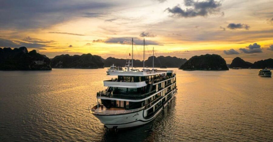 Hanoi: Halong Bay 2-Day 5-Star Balcony Cruise & Bathtub - Who Will Love This Tour?