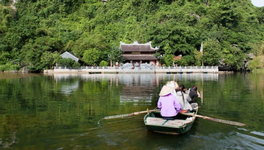 Hanoi: Mua Cave, Tuyet Tinh Coc Pagoda & Trang An Boat Tour - Who Should Consider This Tour?