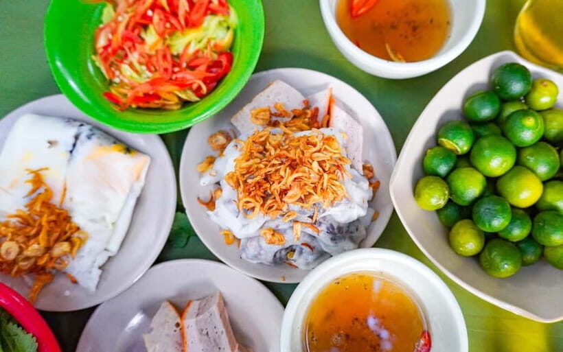 Hanoi: Old Quarter Evening Food Tour with Local Market Visit - A Detailed Look at What You Can Expect