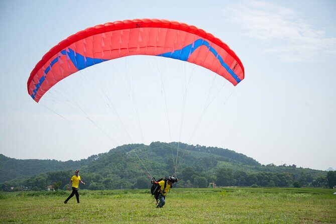 Hanoi Paragliding COMBO: Tandem paraglide + course (full-day) - Discovering the Paragliding Adventure Near Hanoi