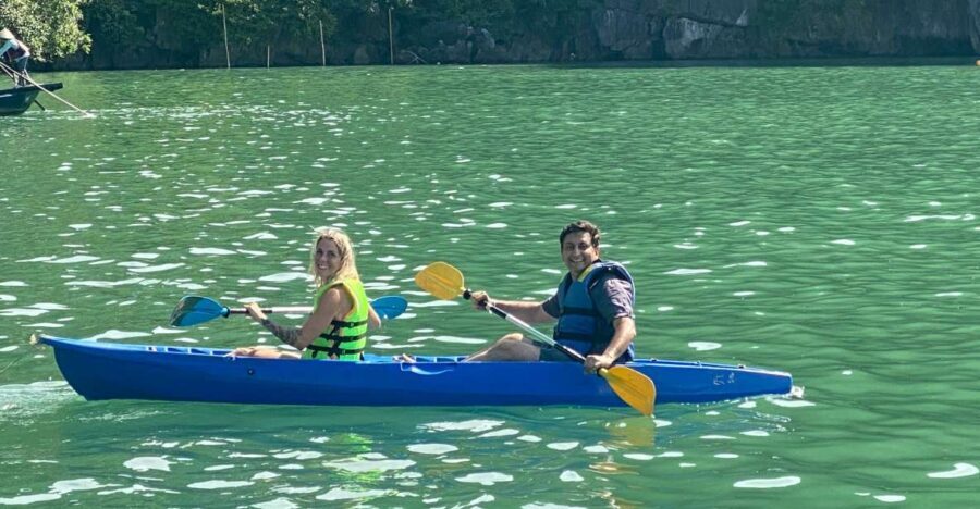 Hanoi: Roundtrip Halong Bay Islands, Caves, Kayaking & Lunch - Who Would Enjoy This Tour?