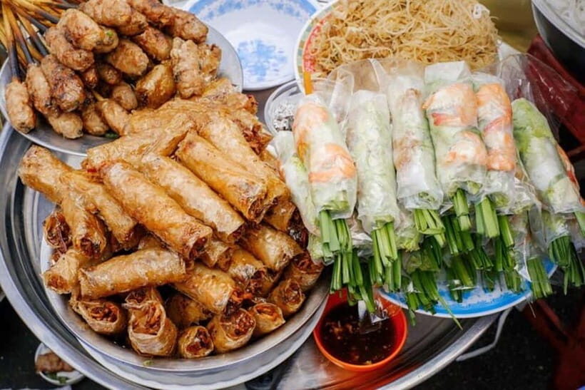 Hanoi Stroll & "Rolling" Street Food Walking Tour - A Detailed Look at the Hanoi Street Food Experience
