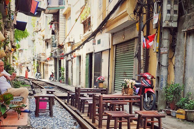 Hanoi: Vietnam History & Culture, insights with a local - Who Should Consider This Tour?