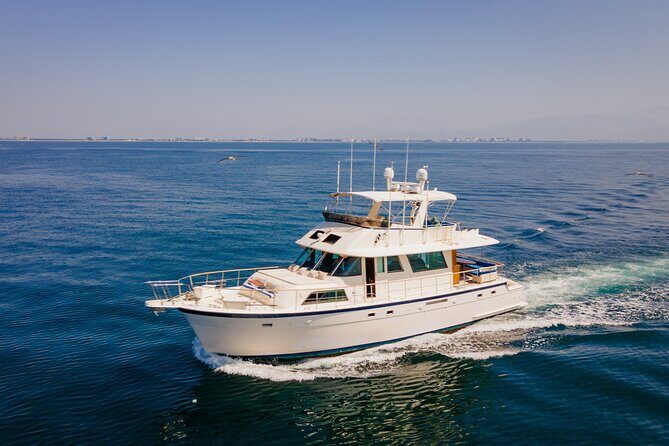 Hatteras 58-61' Luxury Yacht in Puerto Vallarta & Nuevo Nayarit - A Deep Dive into the Experience