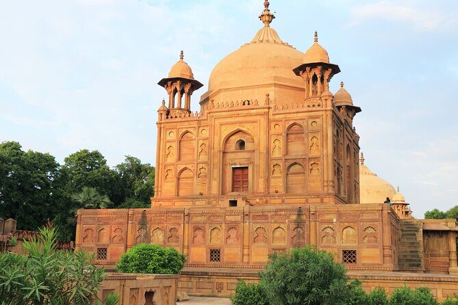 Heritage & Cultural Walk of Lucknow (2 Hours Guided Walking Tour) - Final Thoughts: Who Should Consider This Tour?