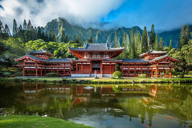 Hidden Gems of Oahu Circle Island Tour with Byodo In Temple - Who Would Love This Tour?