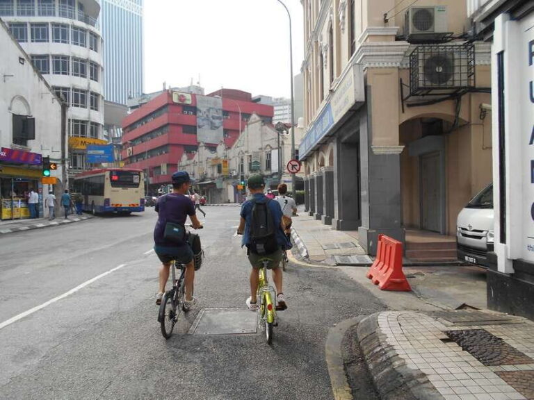 Hidden Kuala Lumpur: 4-Hour Bike Tour - A Deep Dive into the Hidden Kuala Lumpur Bike Tour