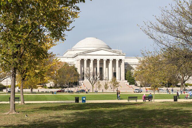 Highlights of National Gallery of Art Sculpture Garden Tour - Walking the National Mall: A Taste of the Capital