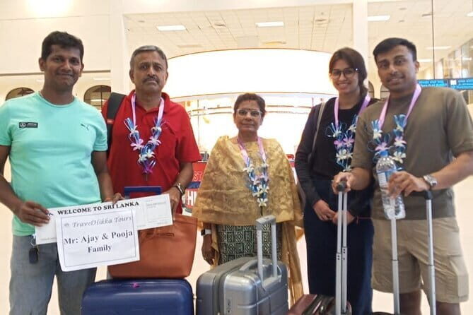 Hikkaduwa to Colombo Airport (CMB) Private Transfer - The Practical Benefits of a Private Transfer from Hikkaduwa to Colombo Airport