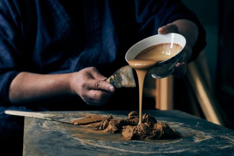 Hiroshima Lacquer Studio Tour & Workshop With a Gift - Who should consider this tour?